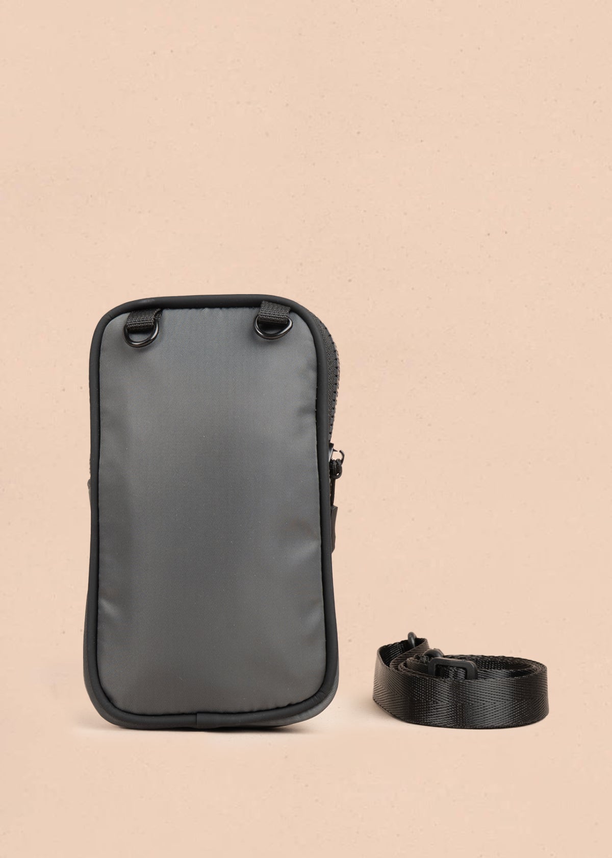 Porta celular color gris marca cosmos 106969