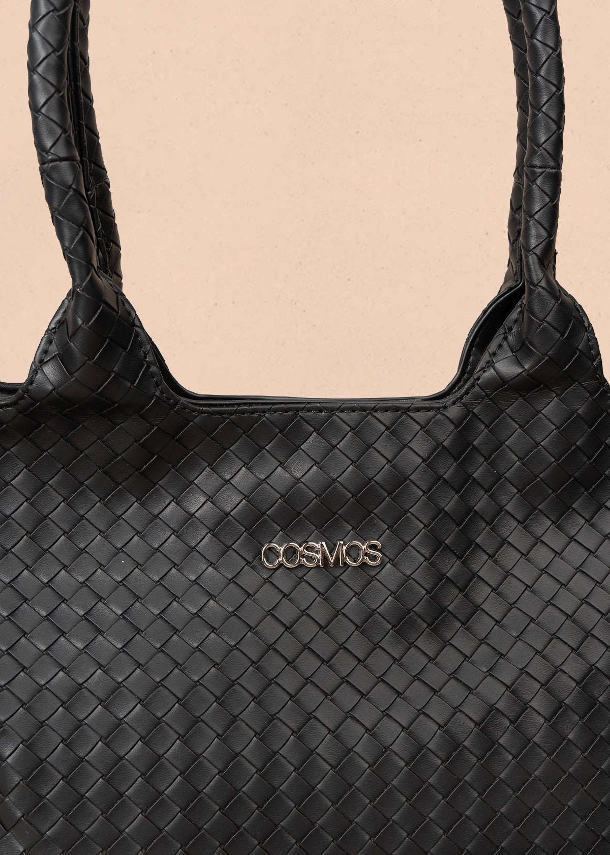 Bolso tipo shopping color negro con textura en cuadros 106975