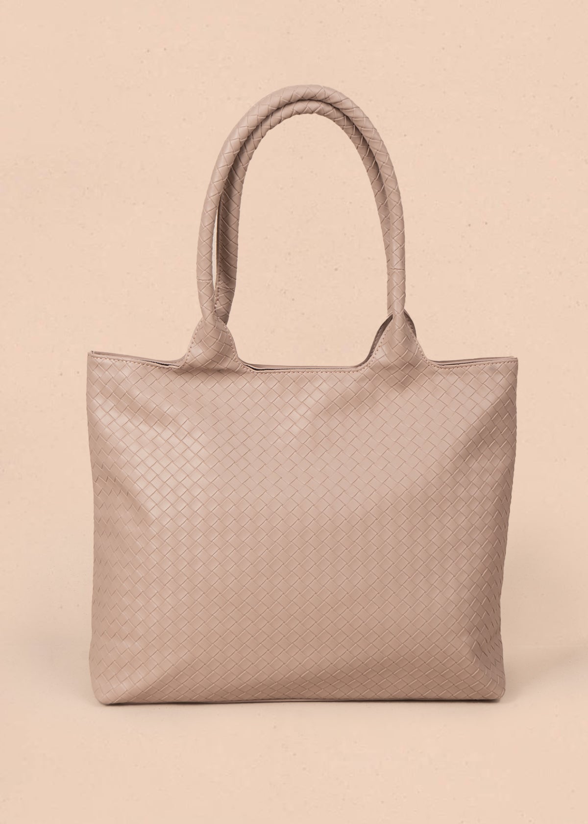 Bolso tipo shopping color nude con textura en cuadros 106975
