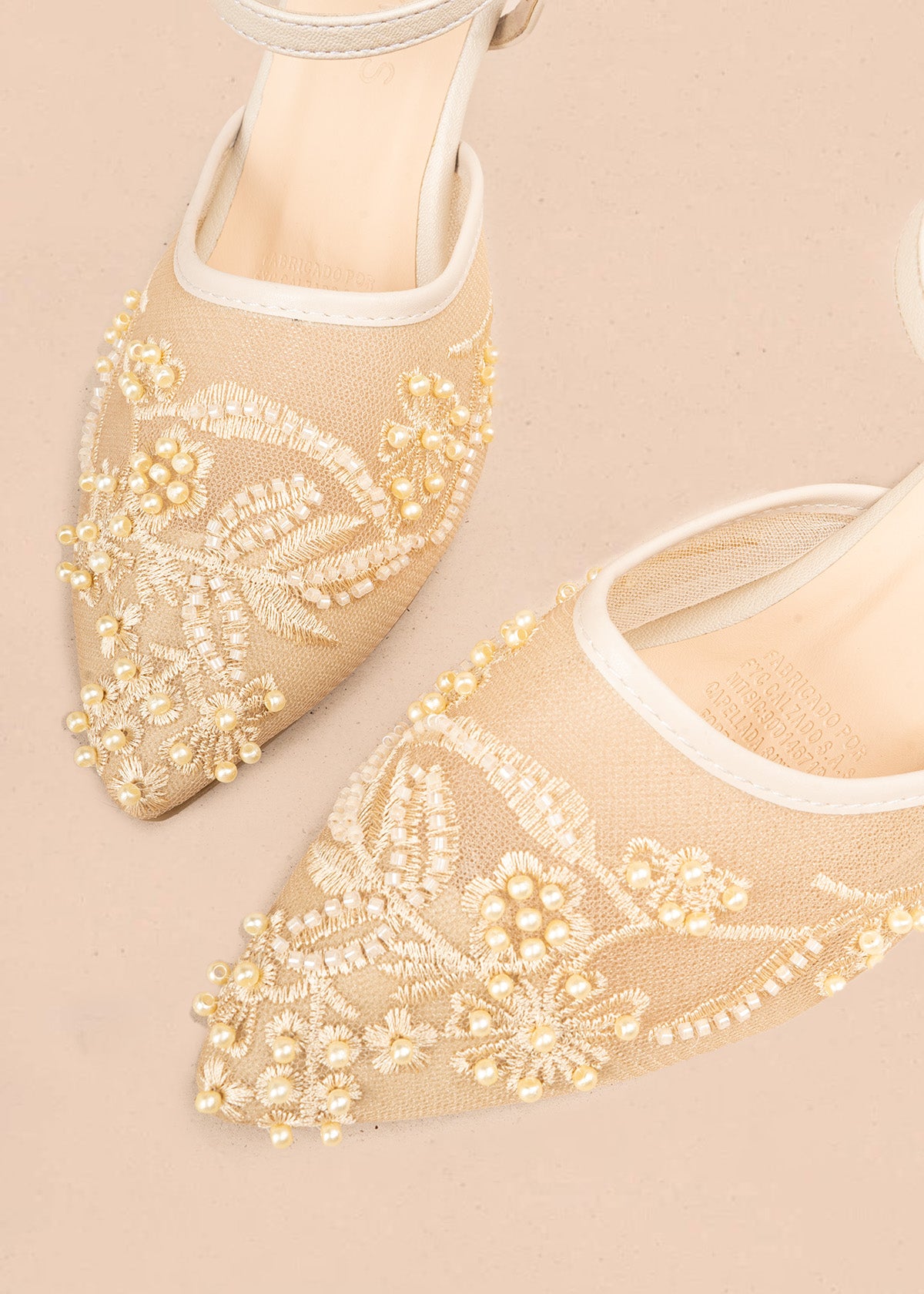 Trabilla color beige con malla bordada y perlas 107146