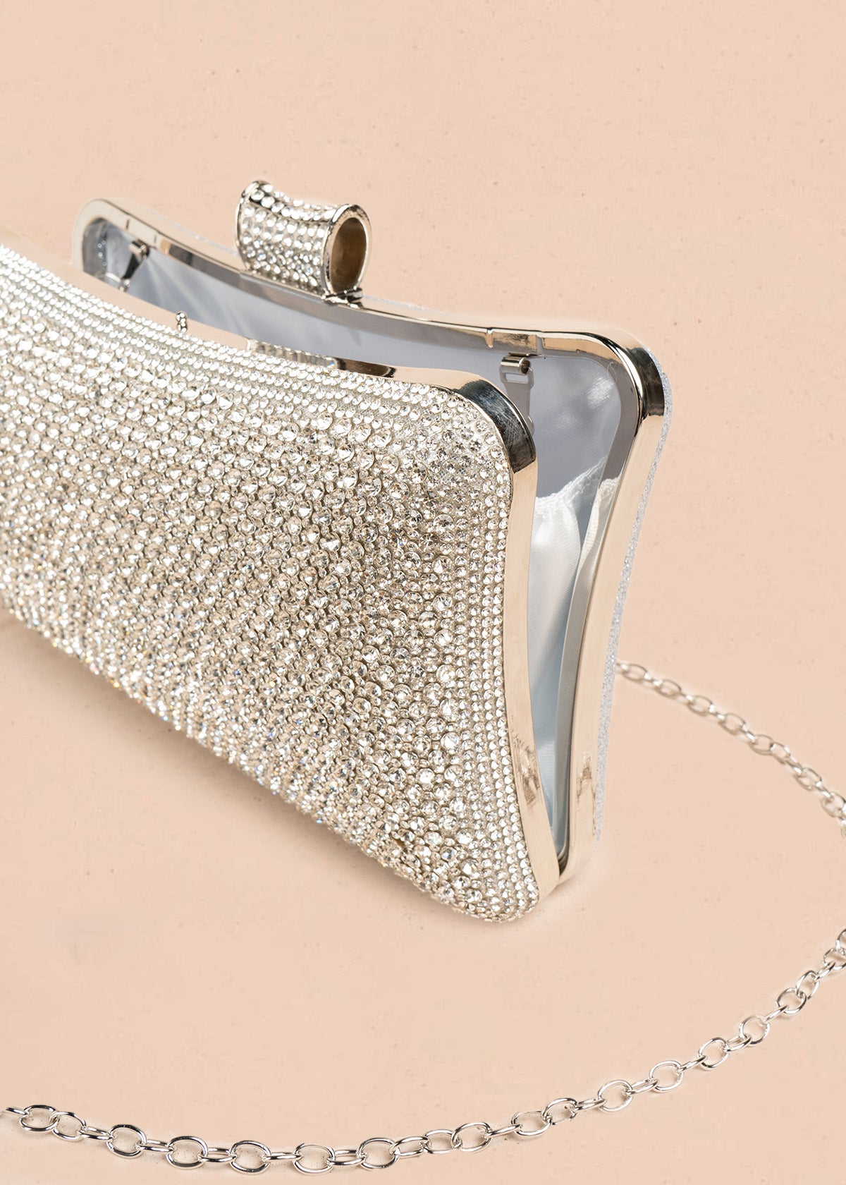 Bolso de fiesta en pedrería plateada con cadena removible 107197