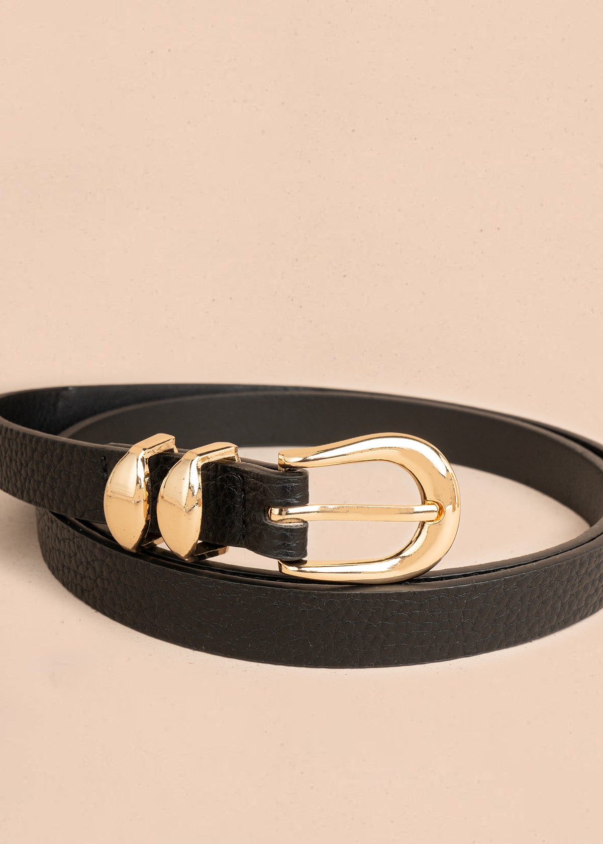 Cinturón clásico con doble pasador color negro 107287