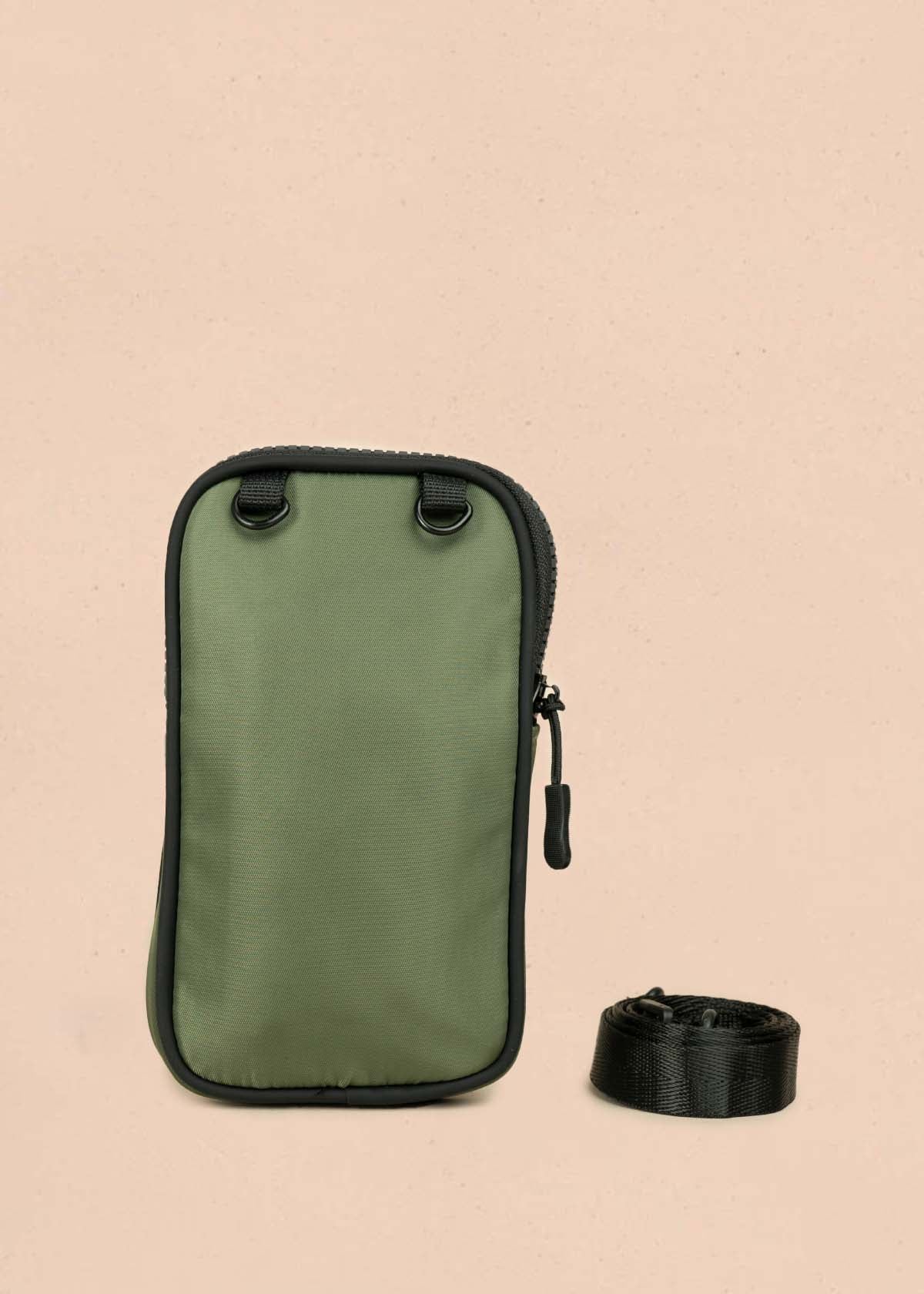 Porta celular color verde marca cosmos 106969